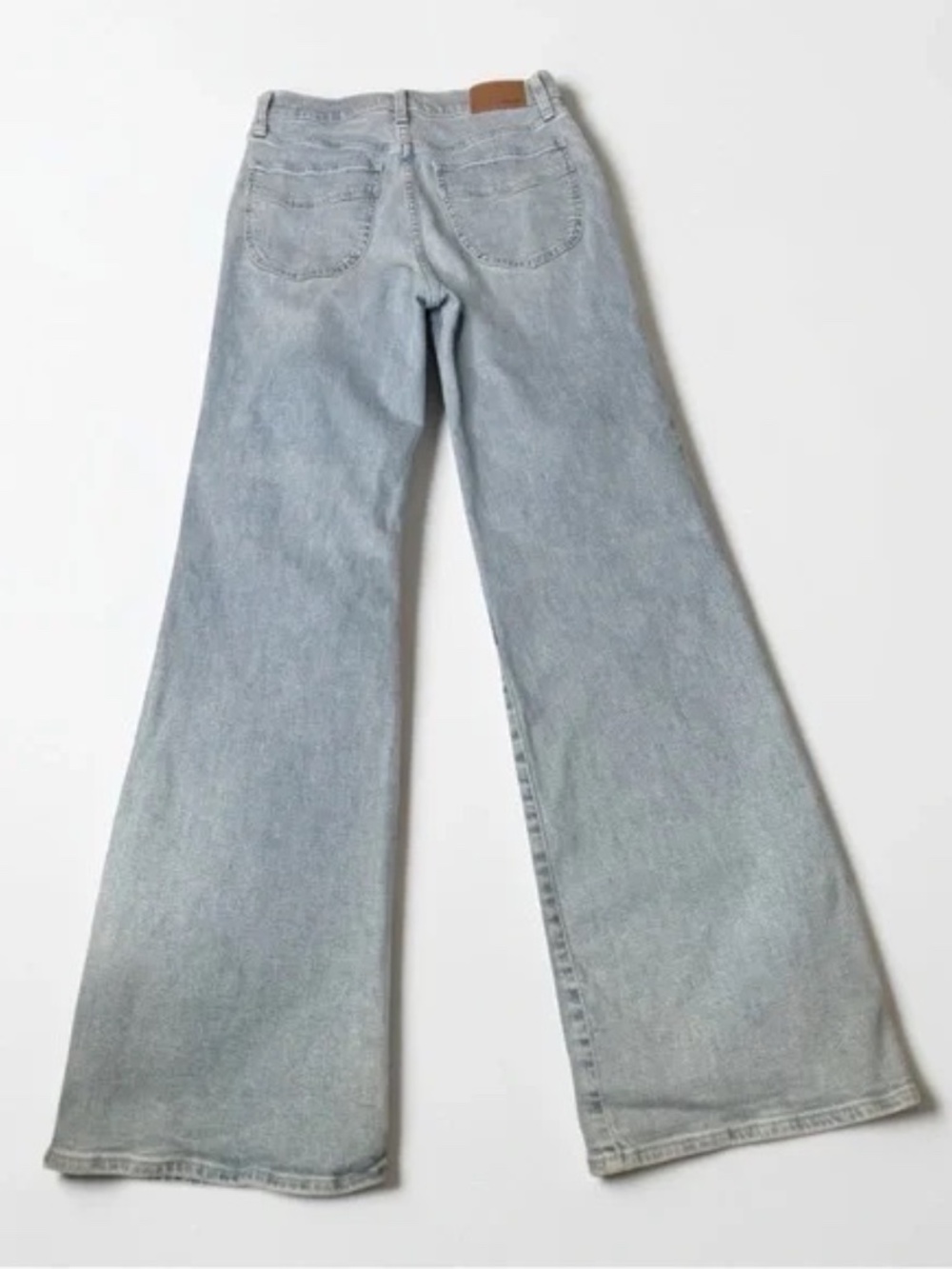 MADEWELL - 11" High-Rise Flare Jeans in Eversfield Wash: Knee-Rip Edition sz 28 - Picture 10 of 12